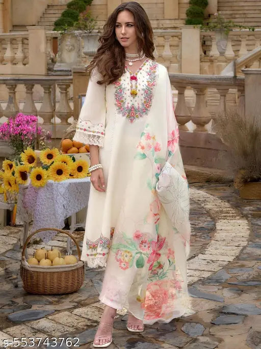 💫 Tasme Elegant Embroidered Kurta Set With Dupatta