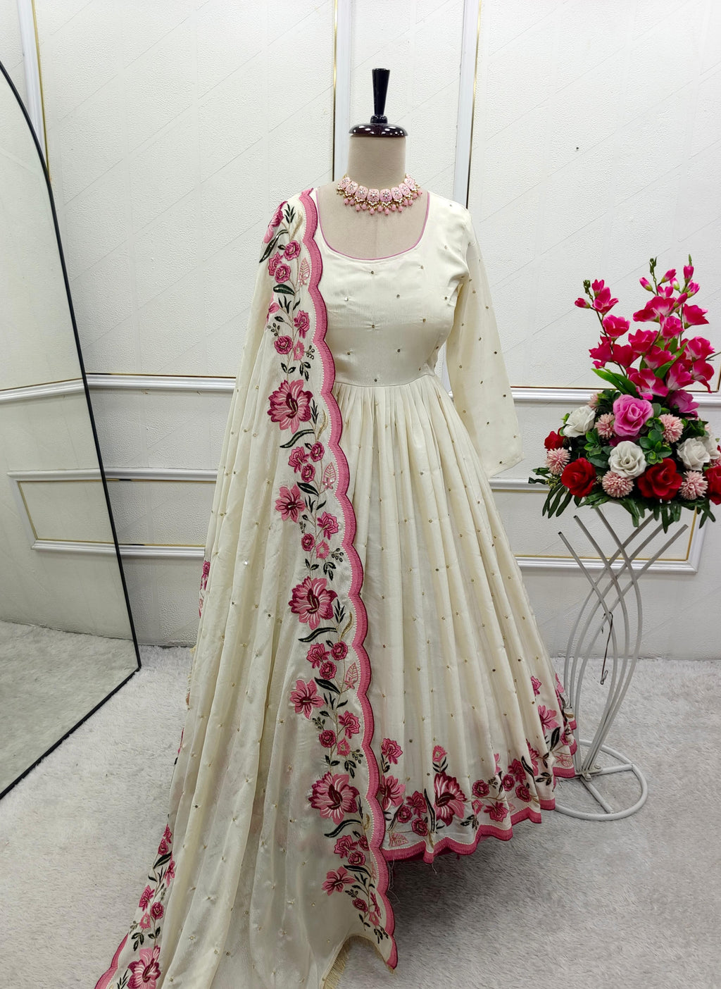 💃 Heavy Pure Chinon Silk Gown, Pant & Dupatta Set 💃
