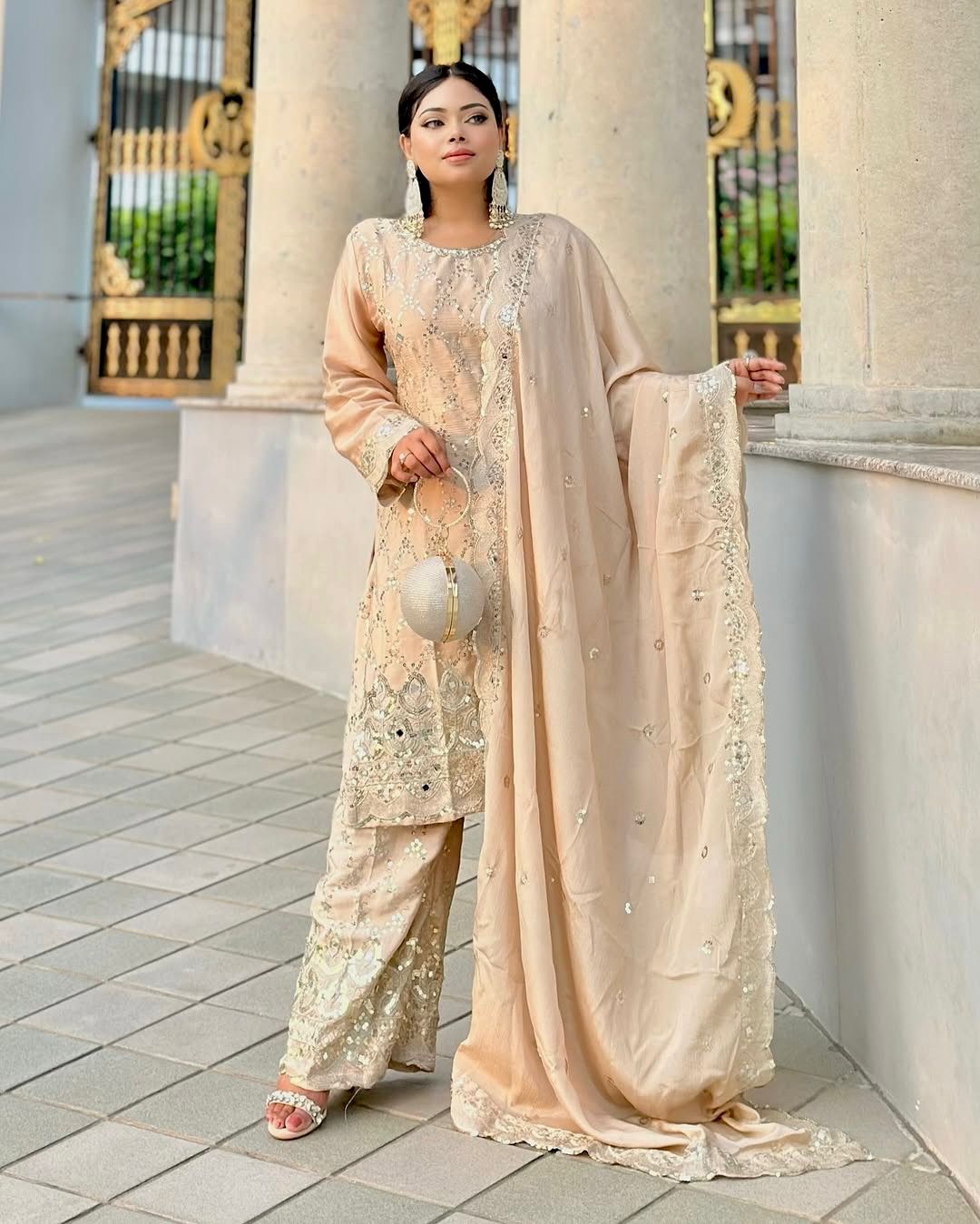 💫 PRESENTING – THE ROYAL SHARARA 💫