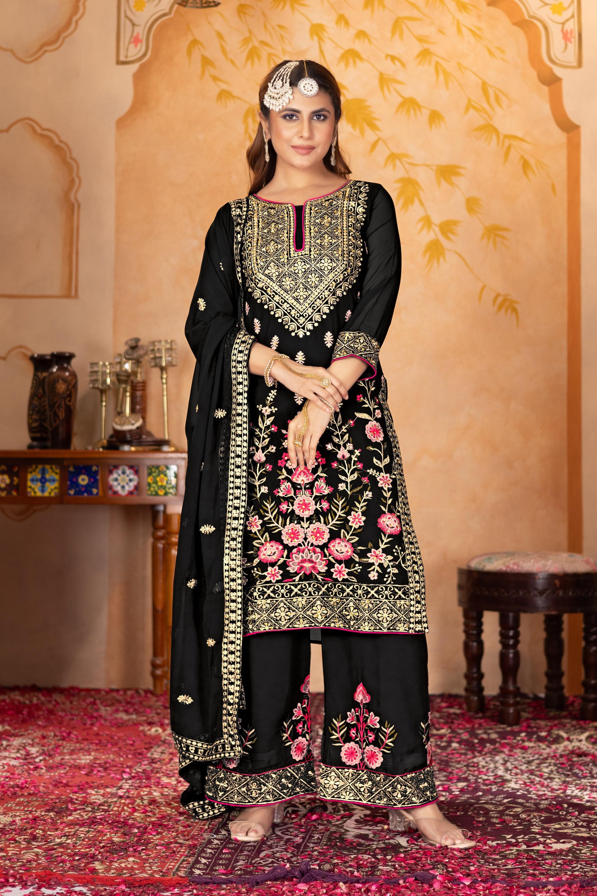 🌟 Royal Radiance: Real Mirror Embroidered 3-Piece Set 🌟