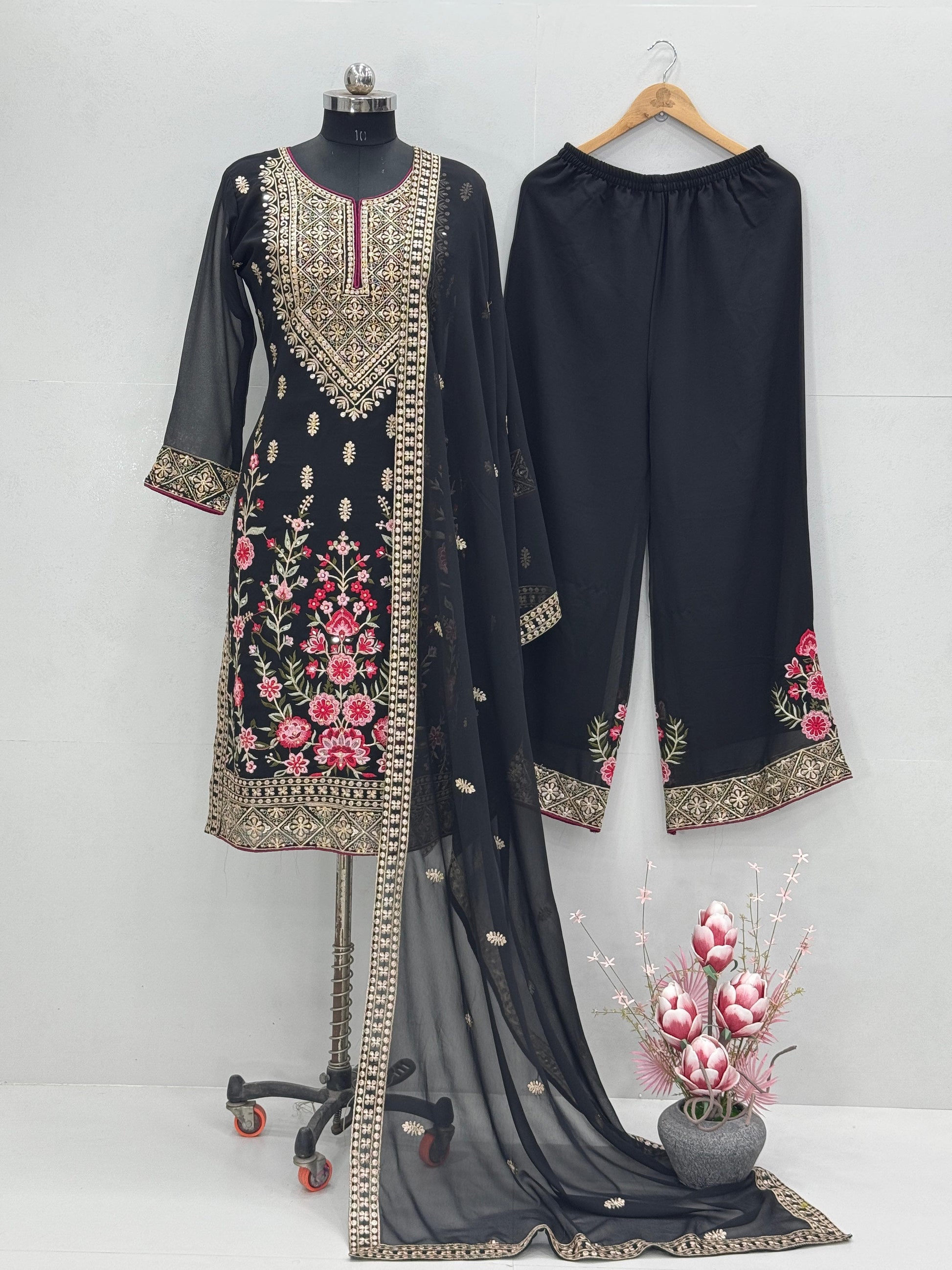 🌟 Royal Radiance: Real Mirror Embroidered 3-Piece Set 🌟