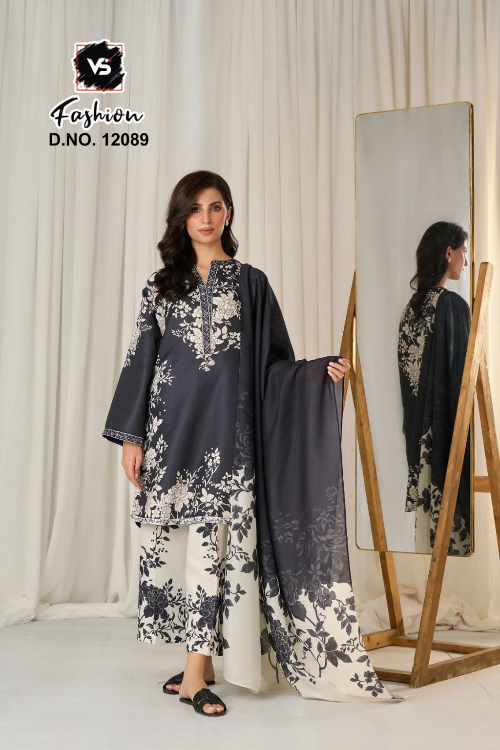 🌸 Elegant Cambric Cotton Tunic Plazo Set with Dupatta 🌸