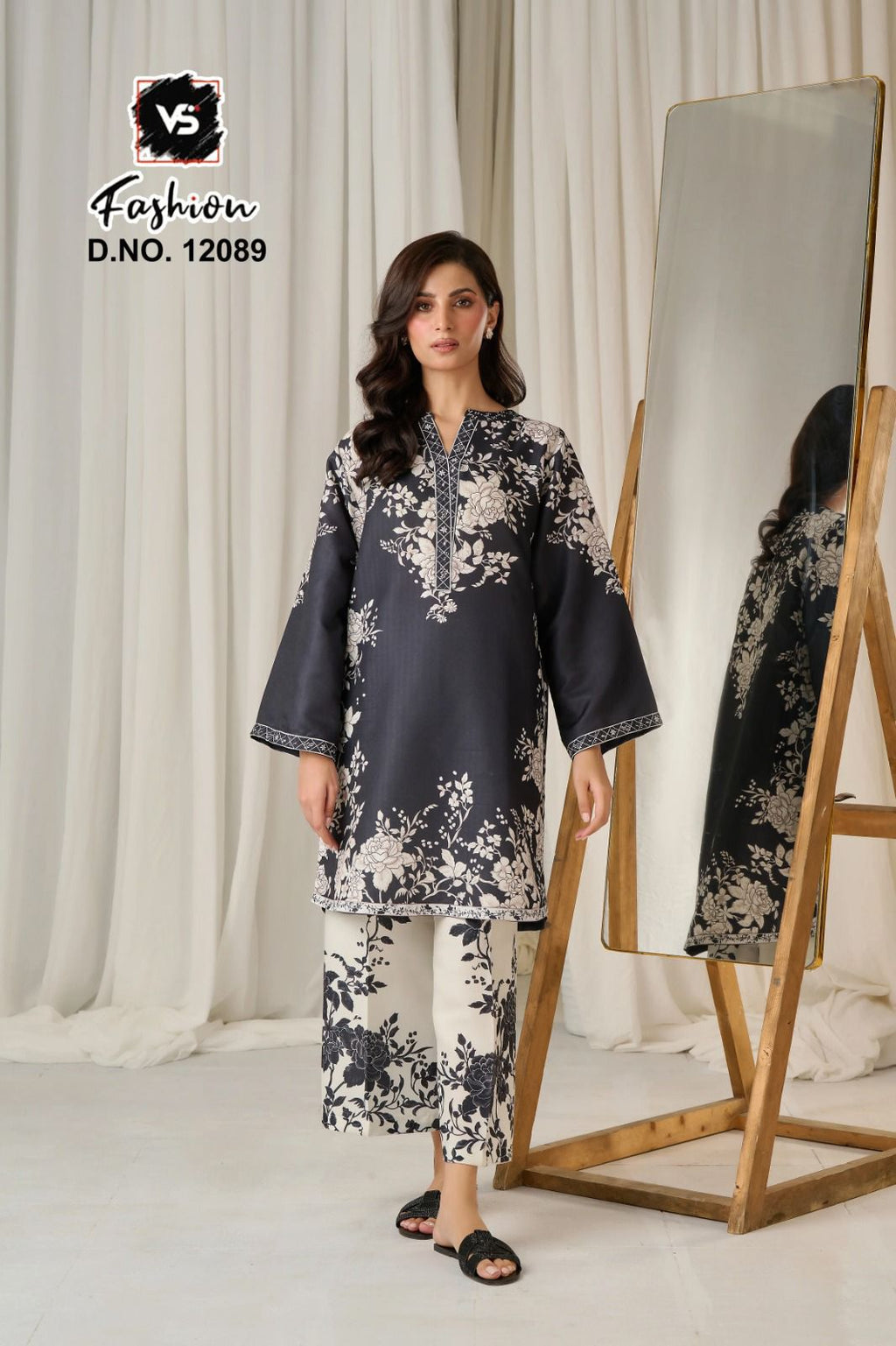 🌸 Elegant Cambric Cotton Tunic Plazo Set with Dupatta 🌸