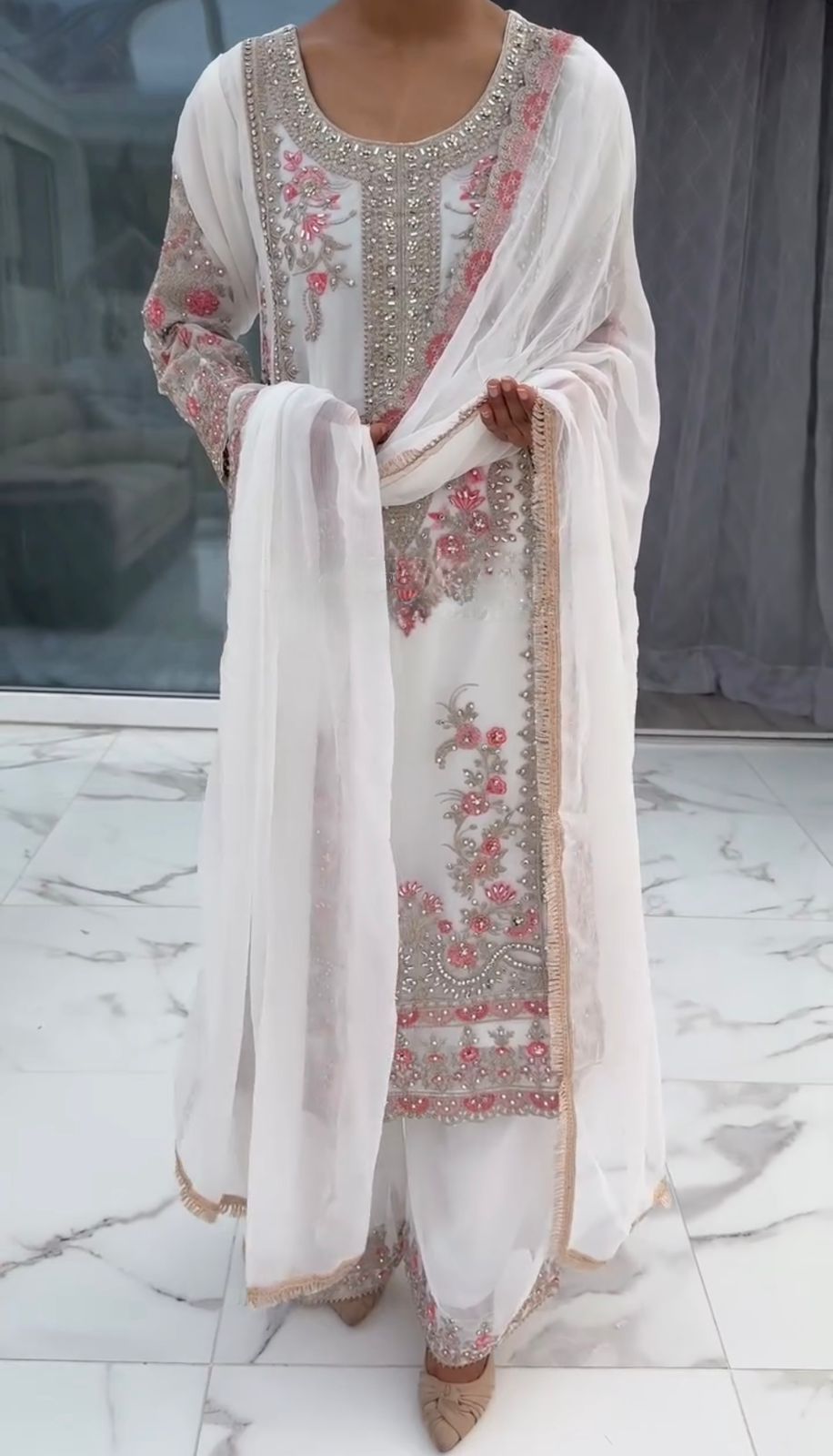 💫 Elegant 3-Piece Embroidered Set 💫