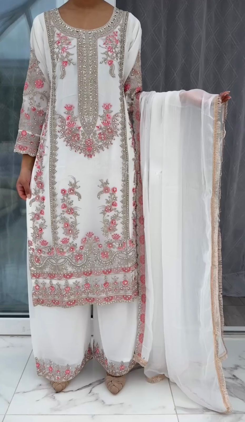 💫 Elegant 3-Piece Embroidered Set 💫