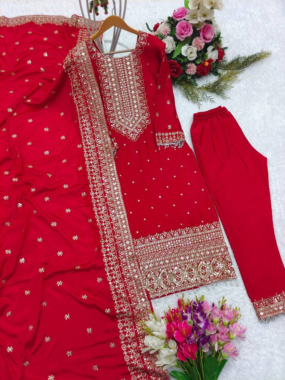 💫 Elegant Cinon Silk Top-Pant-Dupatta Set 🔥