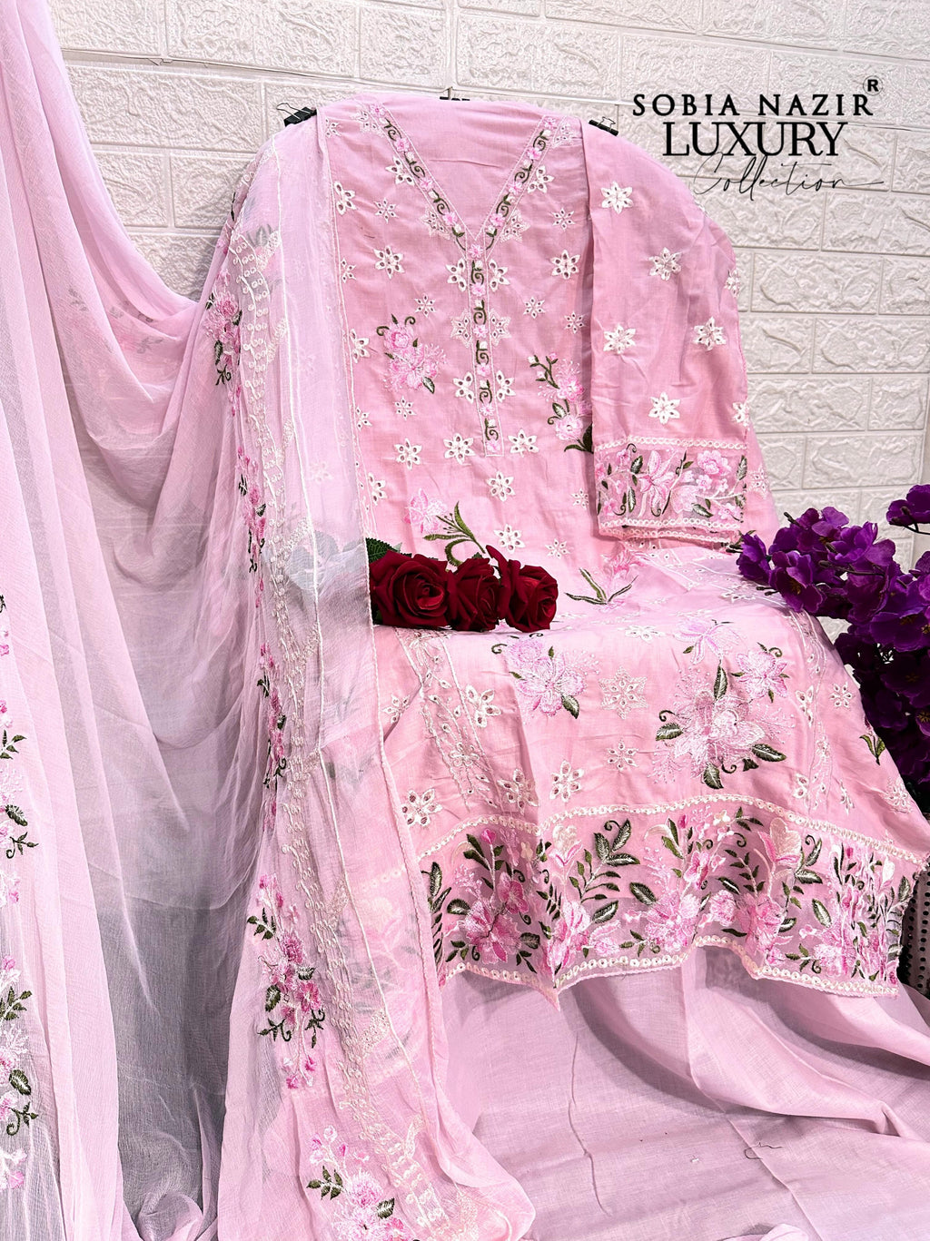✨ Semi-Stitched Lawn Chikankari Suit with Embroidered ✨