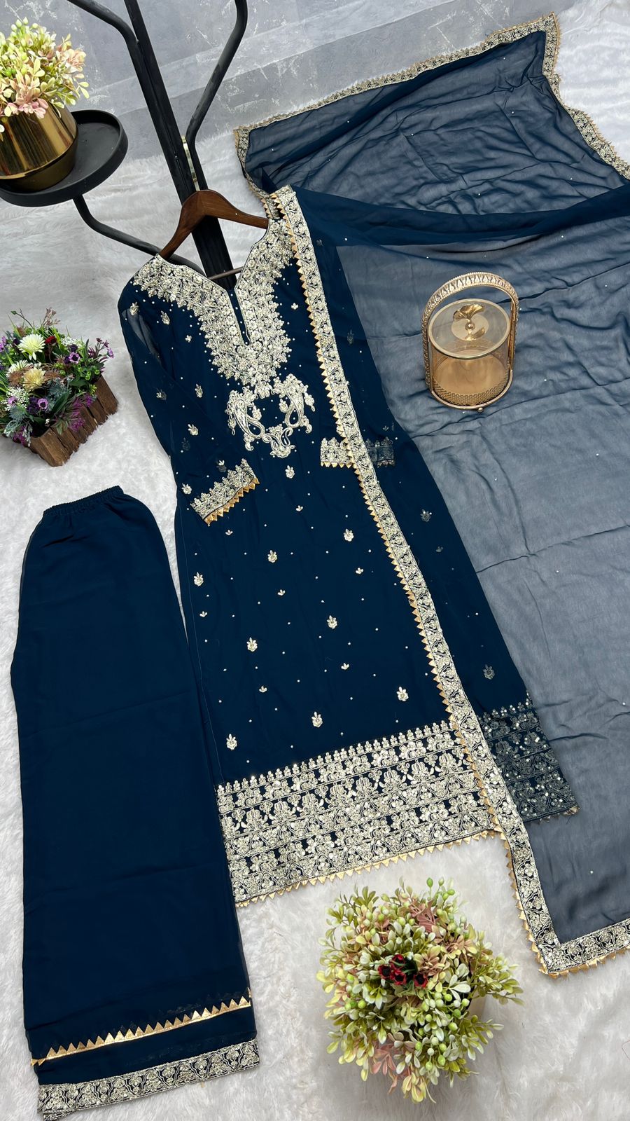 💫 Faux Georgette Embroidered Set 💫