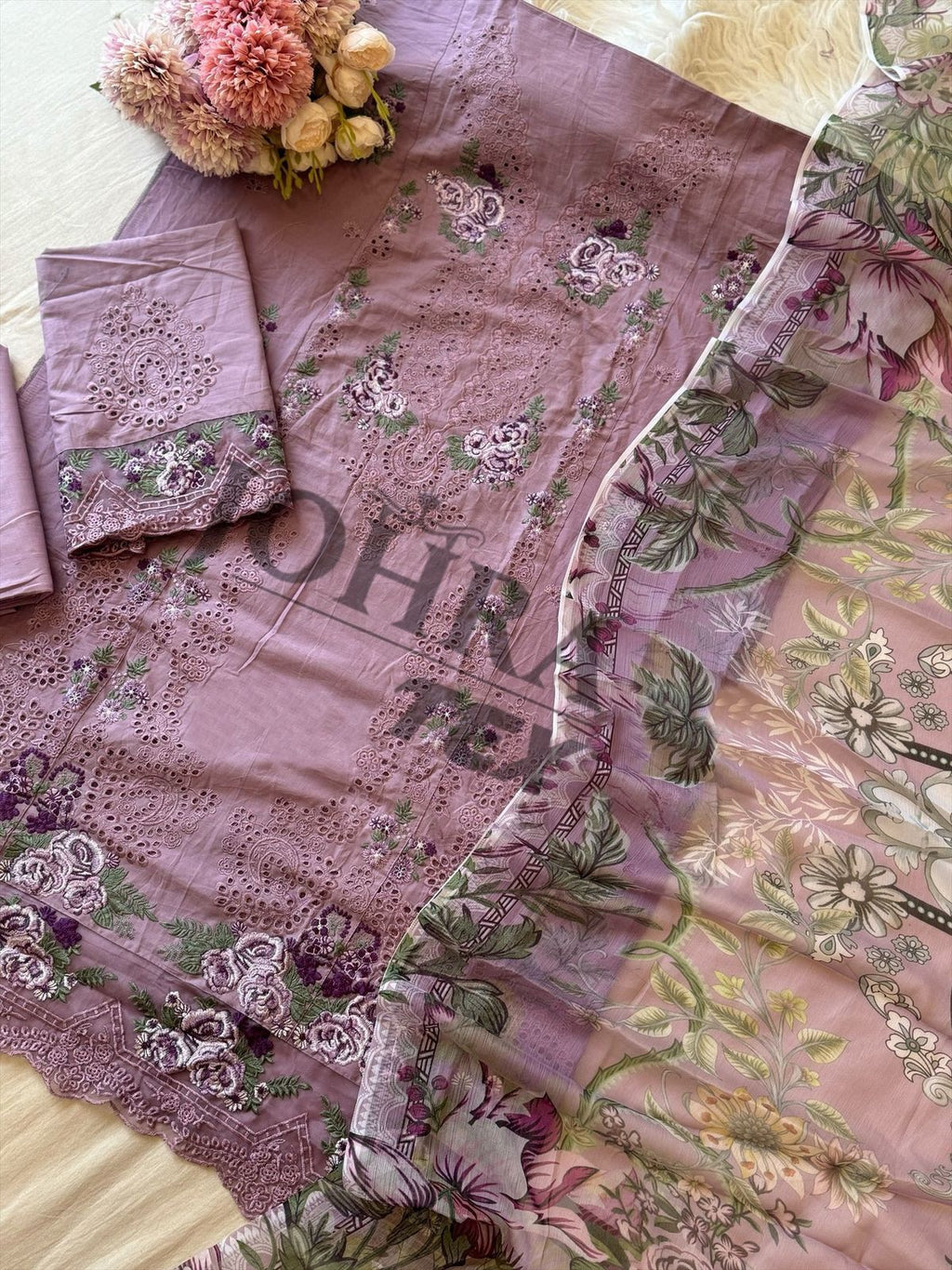 ✨ Embroidered Cambric Cotton Elegance! 💫