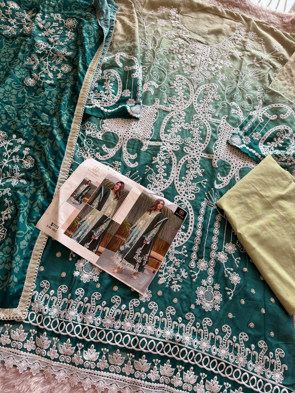 ❤️ Ziaaz Designs - Semi-Stitched Shaded Suits ✨