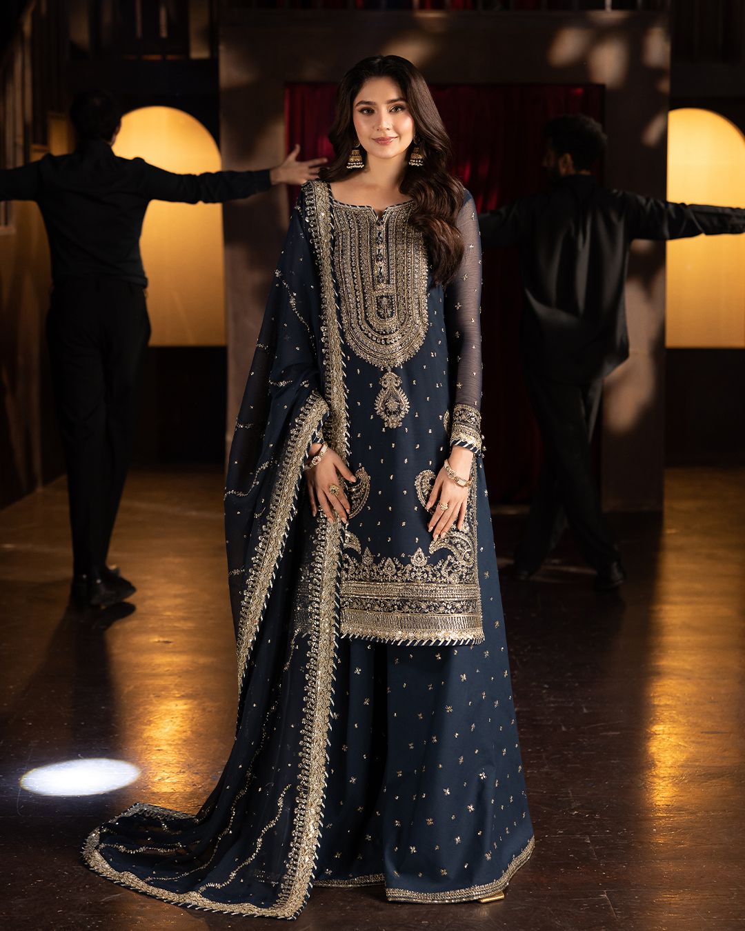 🔥 Designer Heavy Embroidery Sharara Set 🔥