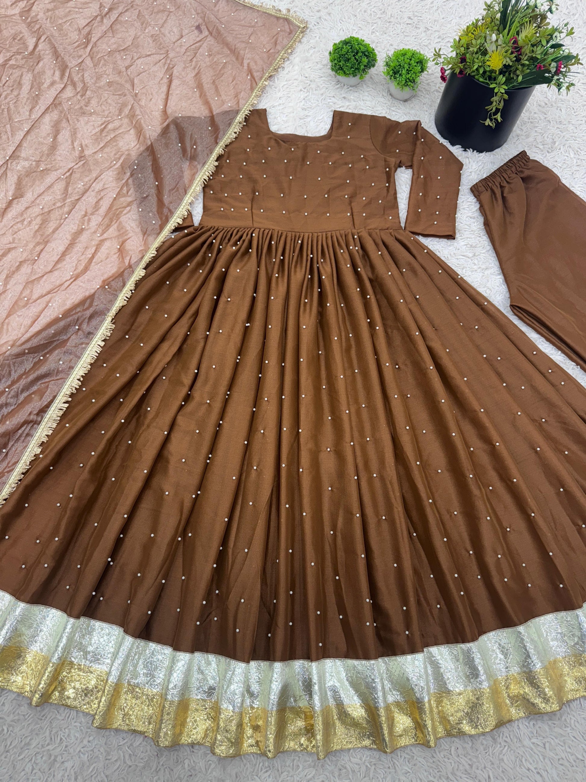👗💥 Premium Moti Work Designer Party Gown 💥👗