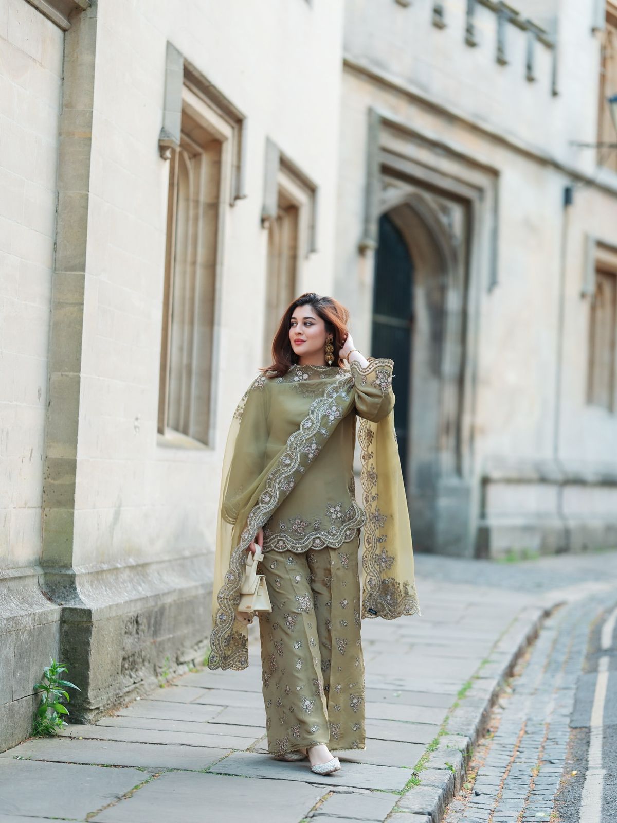 💃  Premium French Crepe Silk Partywear Set
