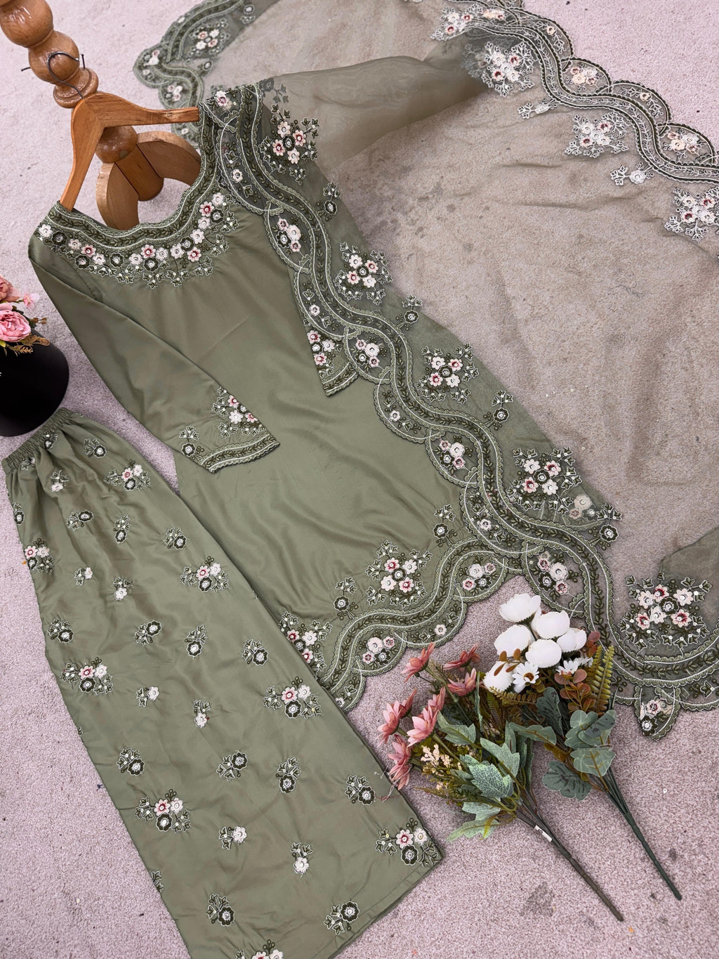 💃  Premium French Crepe Silk Partywear Set