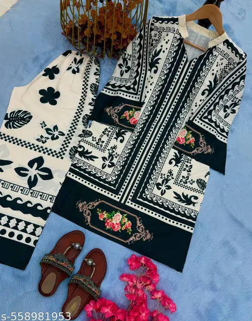 🖤 Elegance Redefined – Pure Crepe Black Digital Print Kurta Set