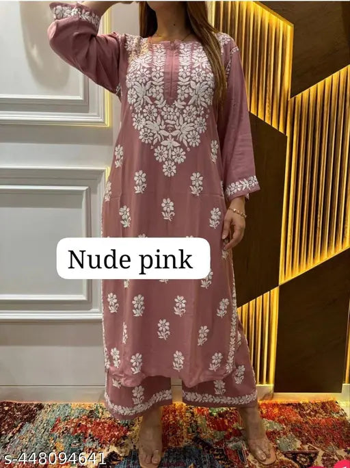 🤍 Grace in Threads – Chikankari Embroidered Kurti with Palazzo Set