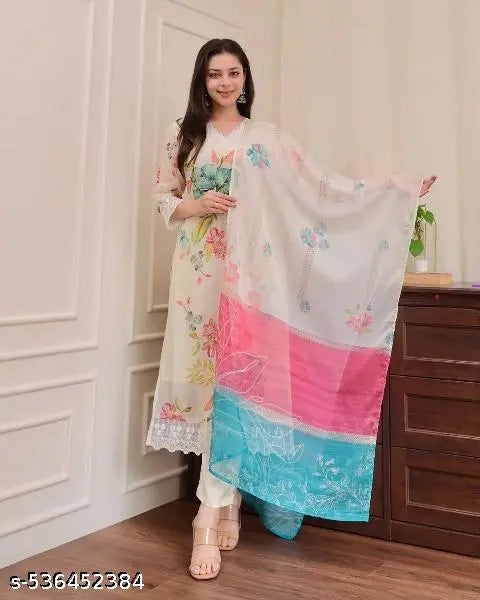 🌸 Handwork Floral Kurti Pant & Dupatta – Pakistani Suit Style