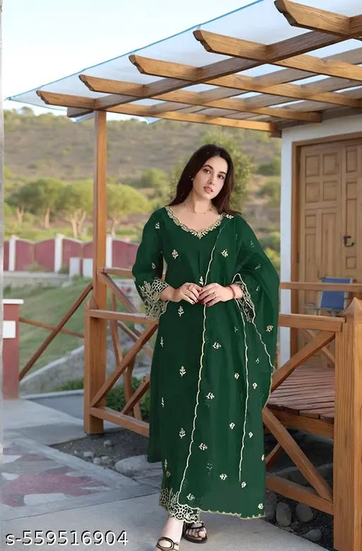💠 Kaira Embroidered Kurta Dress With Dupatta – Elegance