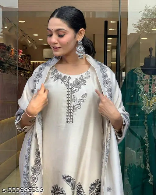 🤍 Elegant White Rayon Slub Kurta Set With Dupatta