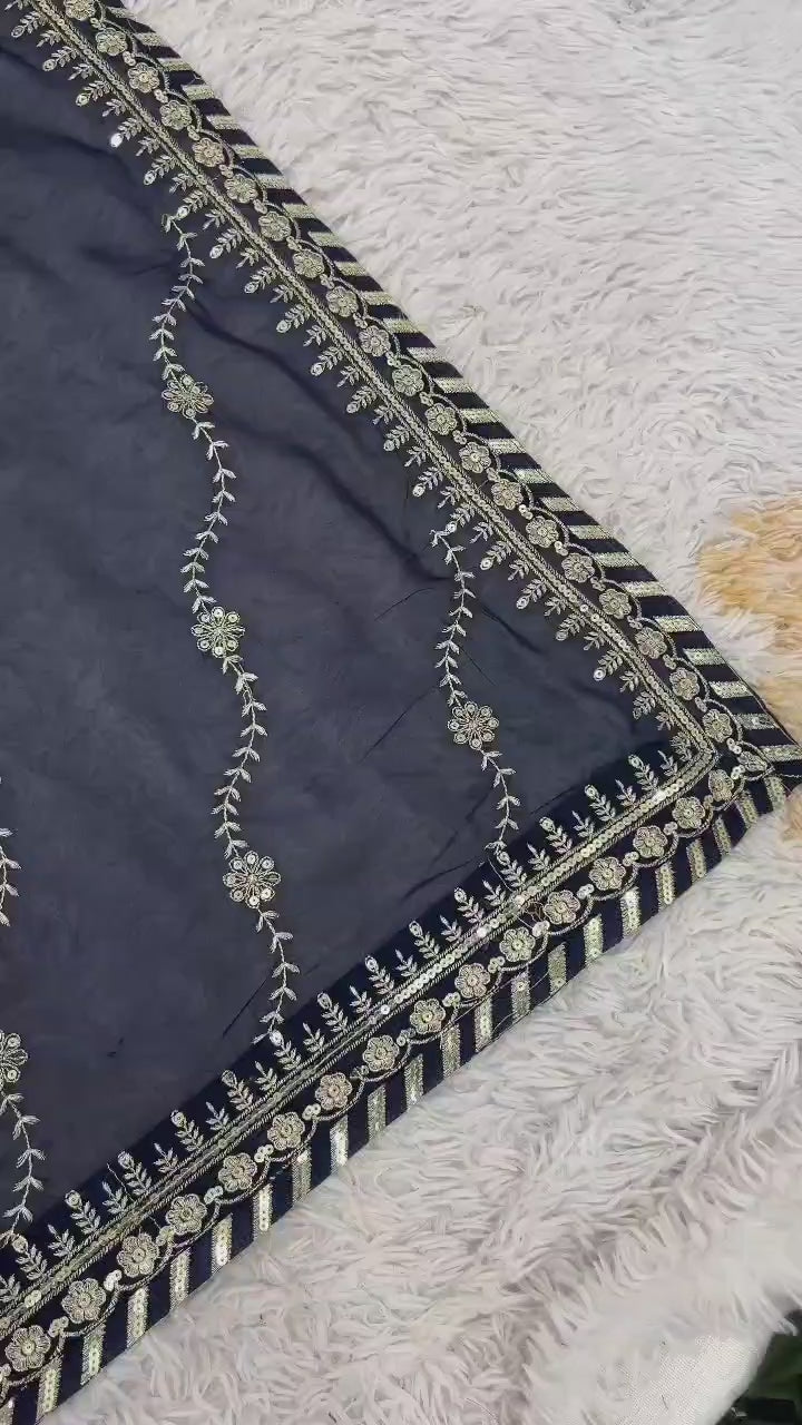 🔥 Designer Heavy Embroidery Sharara Set 🔥