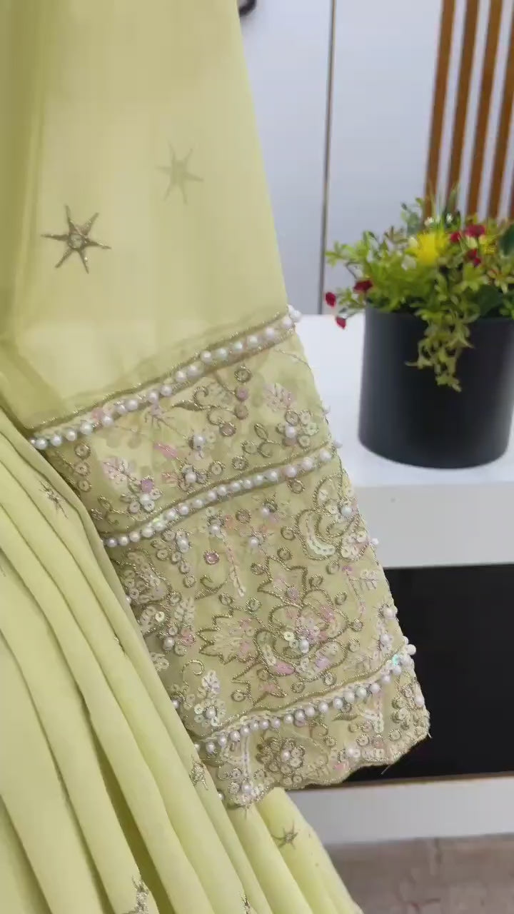 ✨💃 Designer Party Wear Gown ✨💃