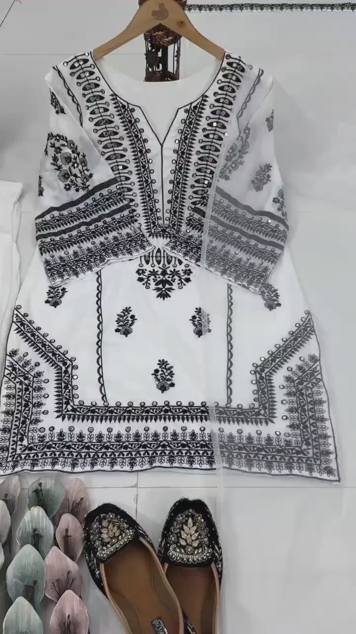 🔥 DESIGNER NATURAL SILK SALWAR SUIT SET 🔥