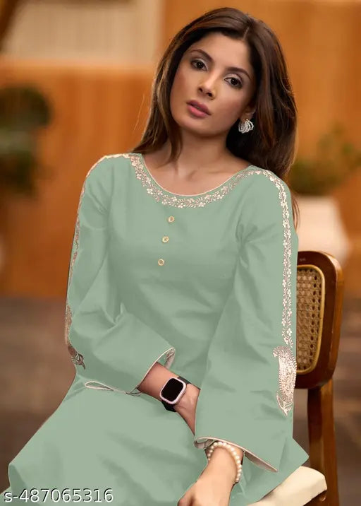 🌟 Elegant in Every Stitch – Embroidered Rayon Kurta Set with Bell Sleeves