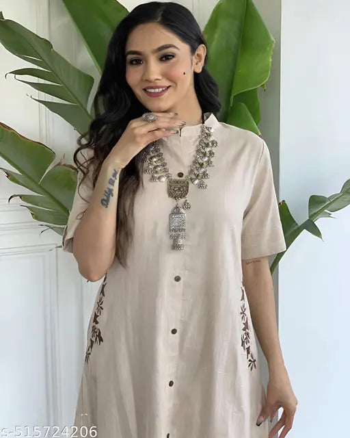 🏷️ Effortless Style – Cotton Kurta Set with Embroidered Pocket & Palazzo